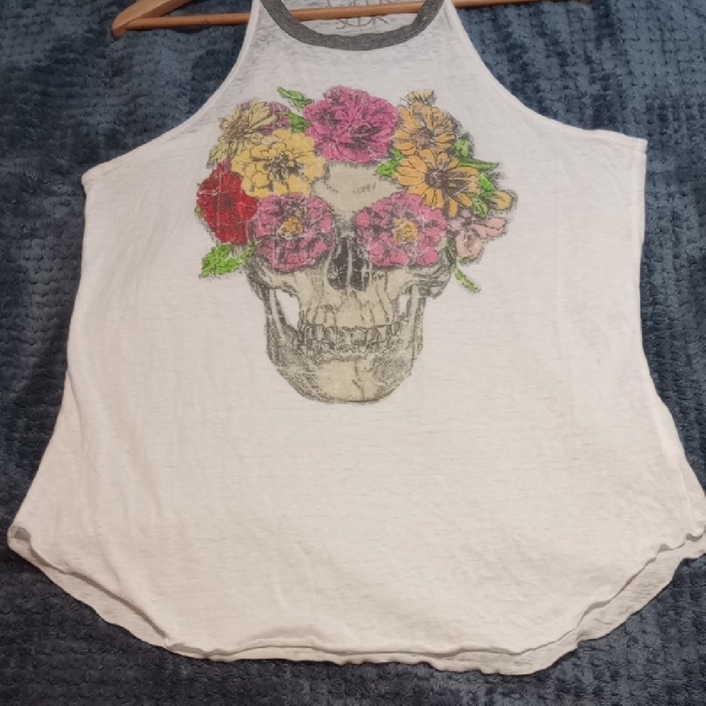Floral Skull Graphic Tank Top